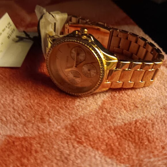 JUICY COUTURE GWEN ROSE GOLD CHRONOGRAPH WATCH~NEW - Picture 4 of 14